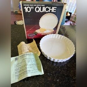 10" White Ceramic Quiche Dish